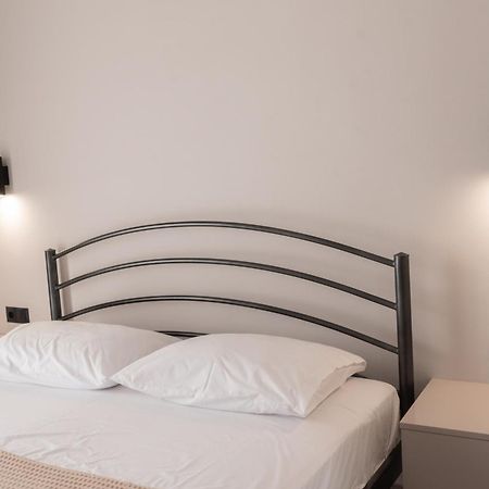 Valentinos Apartments Kallithea  Ngoại thất bức ảnh