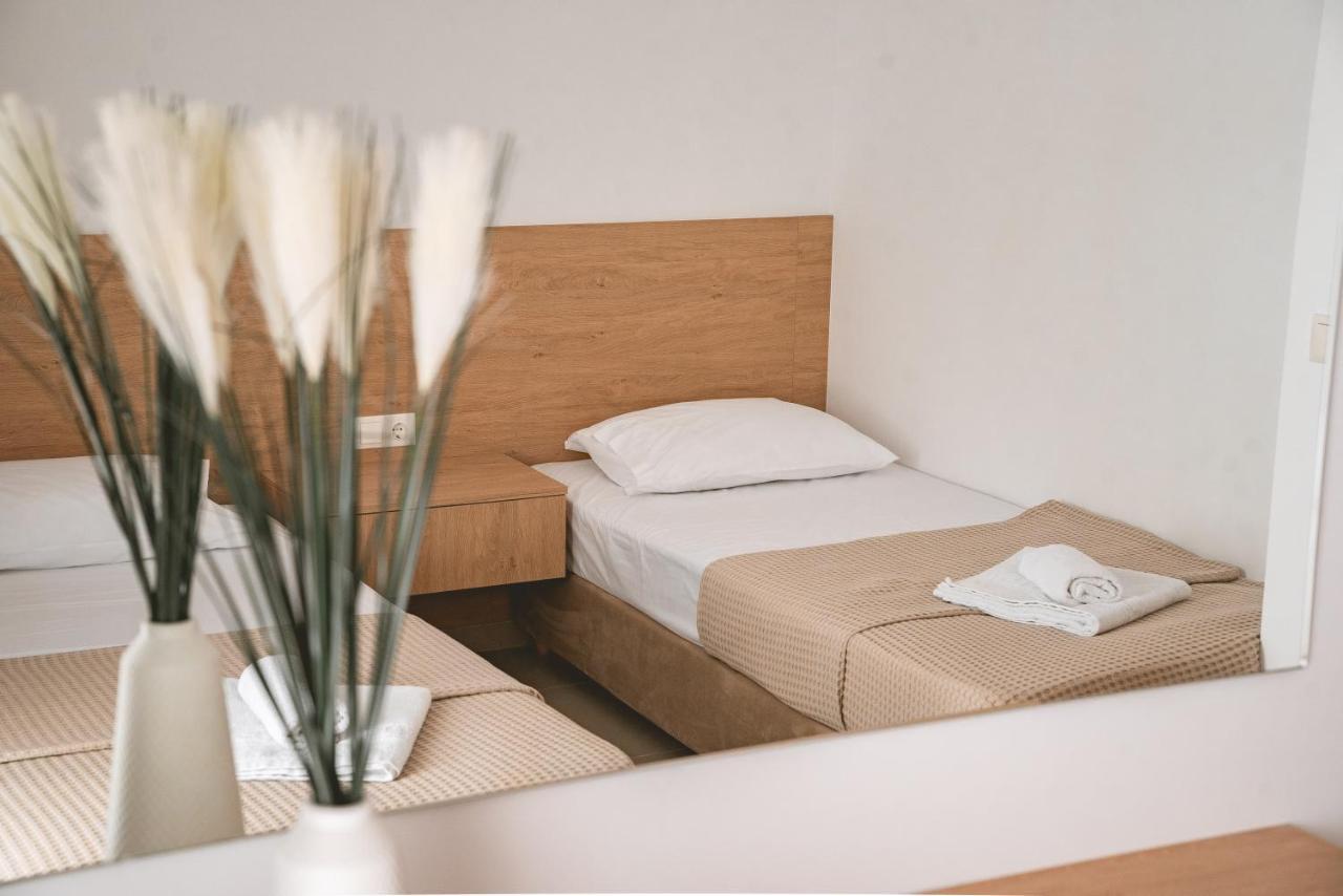 Valentinos Apartments Kallithea  Ngoại thất bức ảnh
