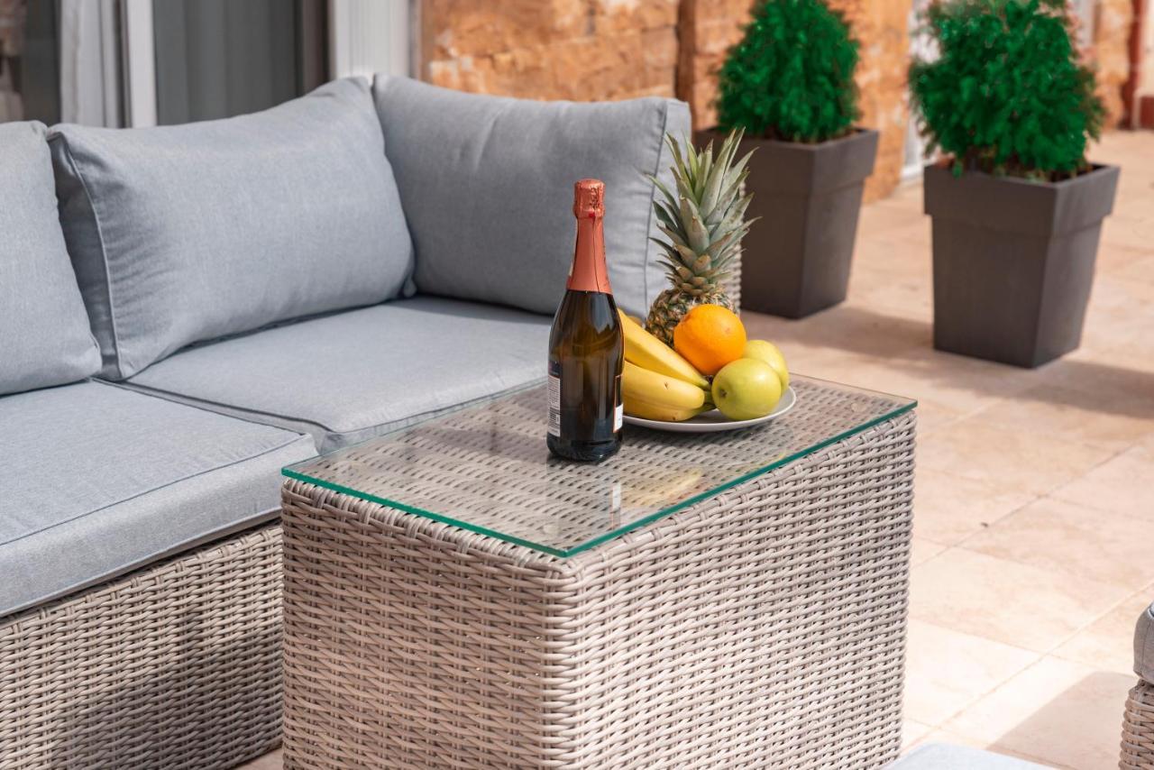 Valentinos Apartments Kallithea  Ngoại thất bức ảnh