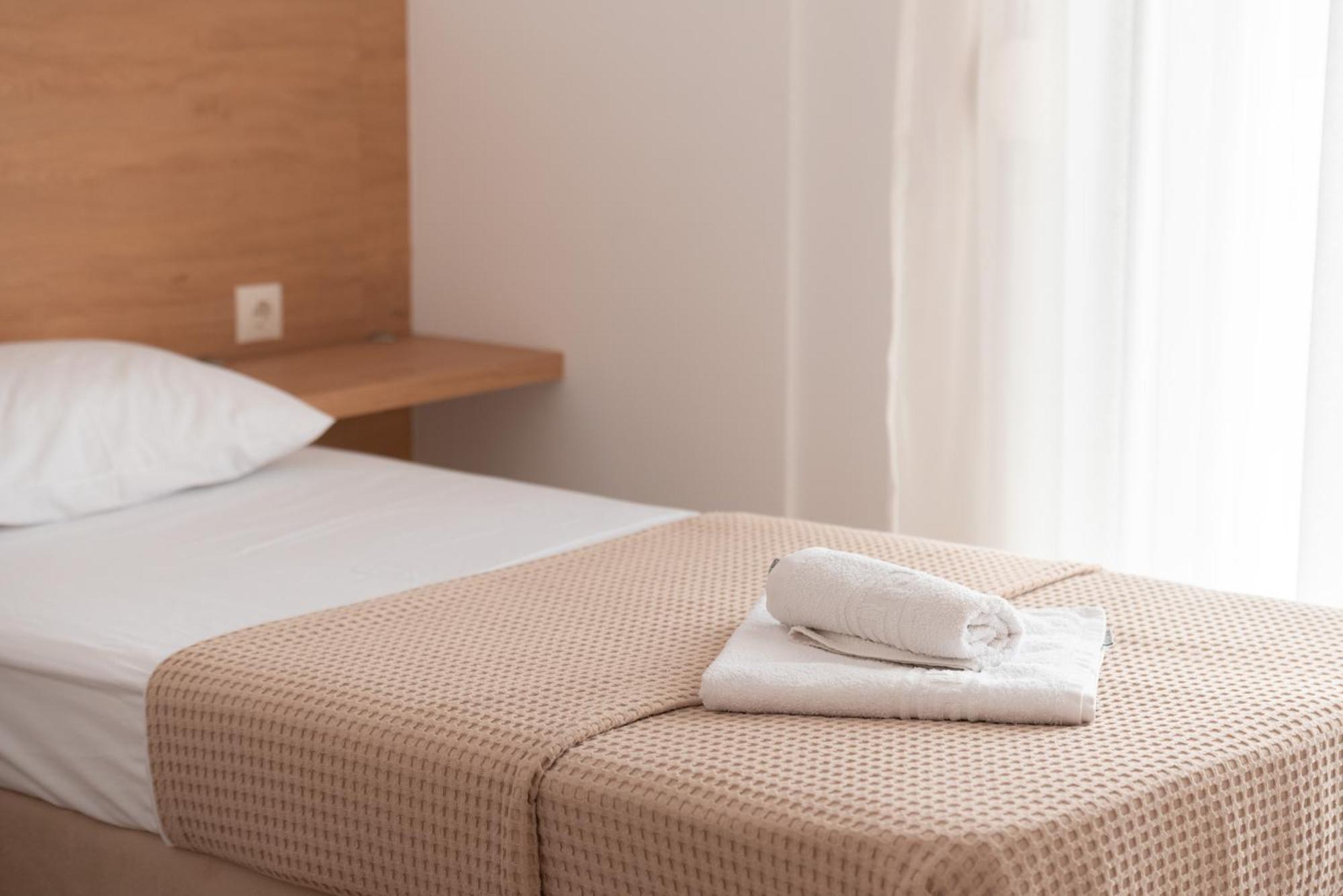 Valentinos Apartments Kallithea  Ngoại thất bức ảnh
